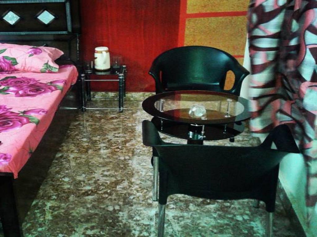 Hotel Jan Jan Tak Ντεχραντούν Δωμάτιο φωτογραφία